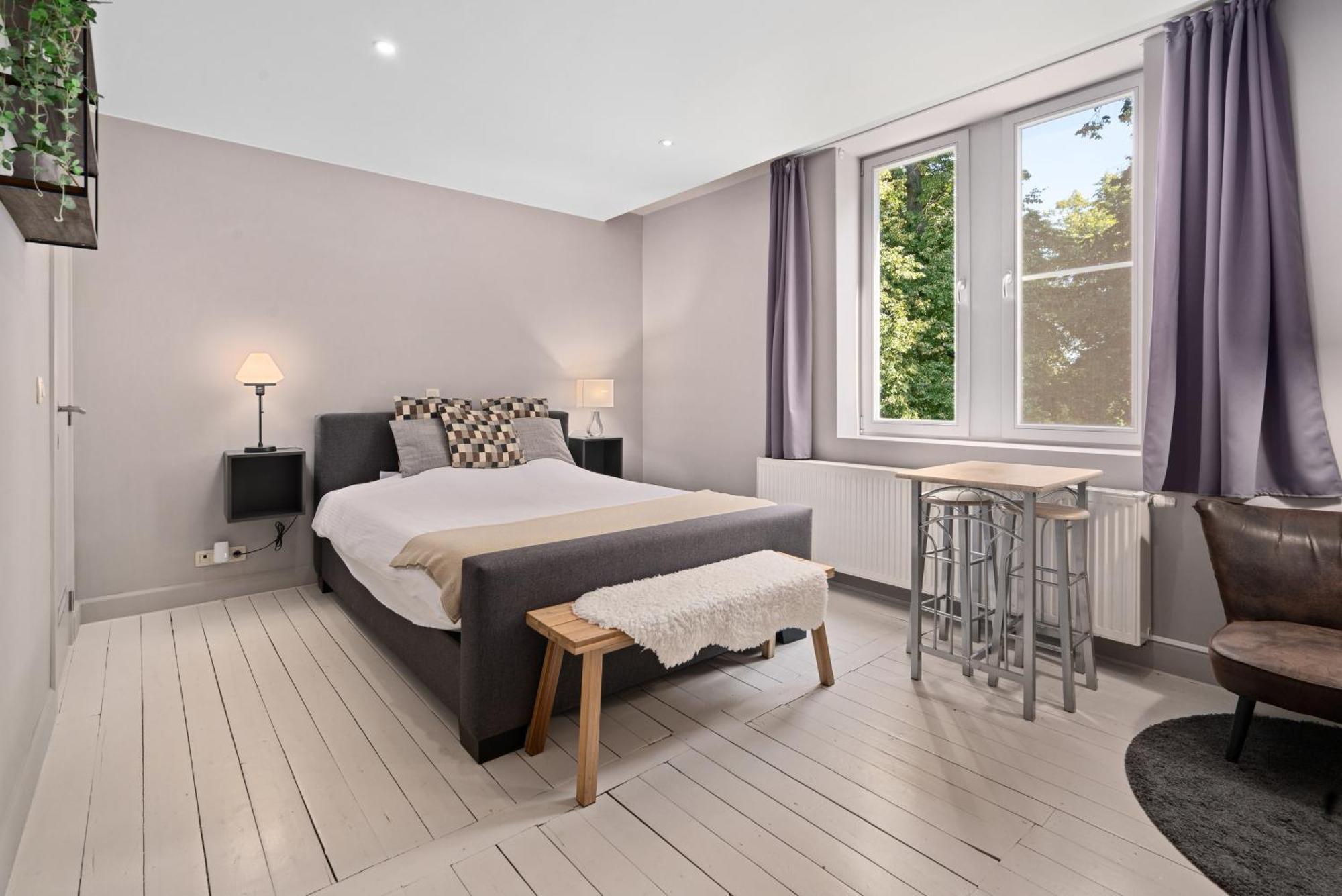 Spacious Guest Suites Near Historic Market - 5 Min Walk ブルージュ エクステリア 写真