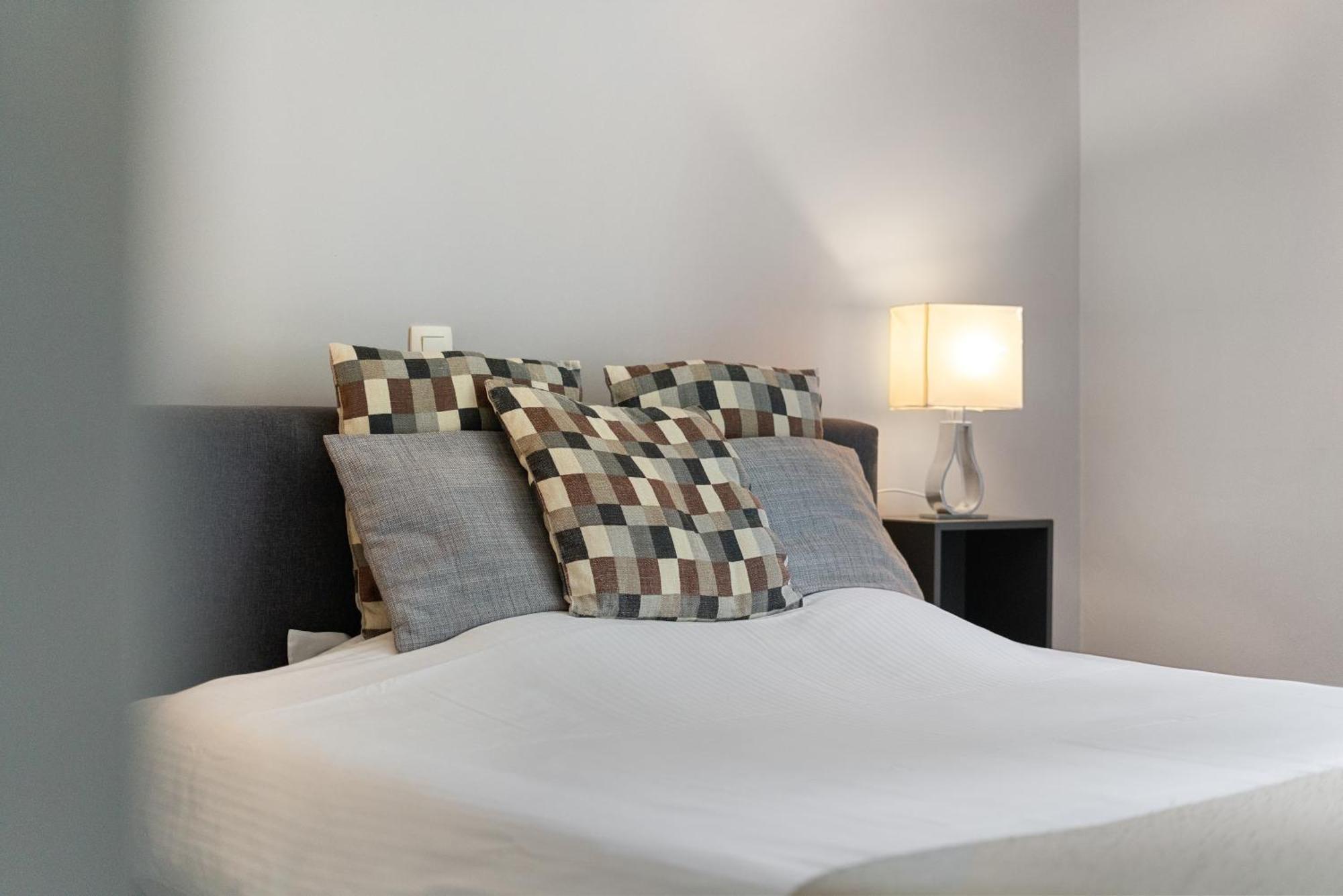 Spacious Guest Suites Near Historic Market - 5 Min Walk ブルージュ エクステリア 写真