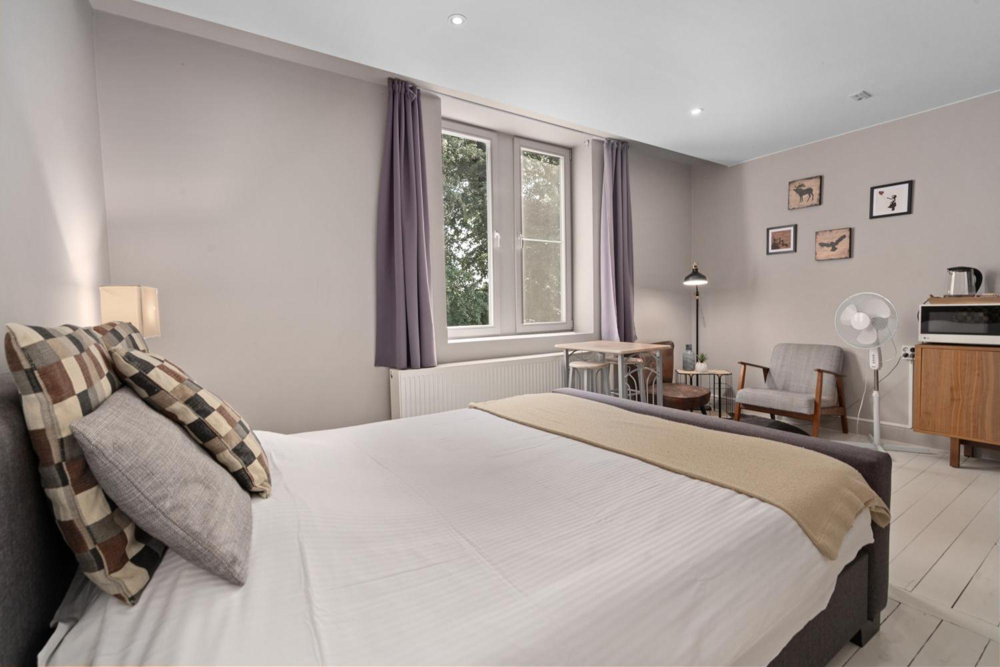 Spacious Guest Suites Near Historic Market - 5 Min Walk ブルージュ エクステリア 写真