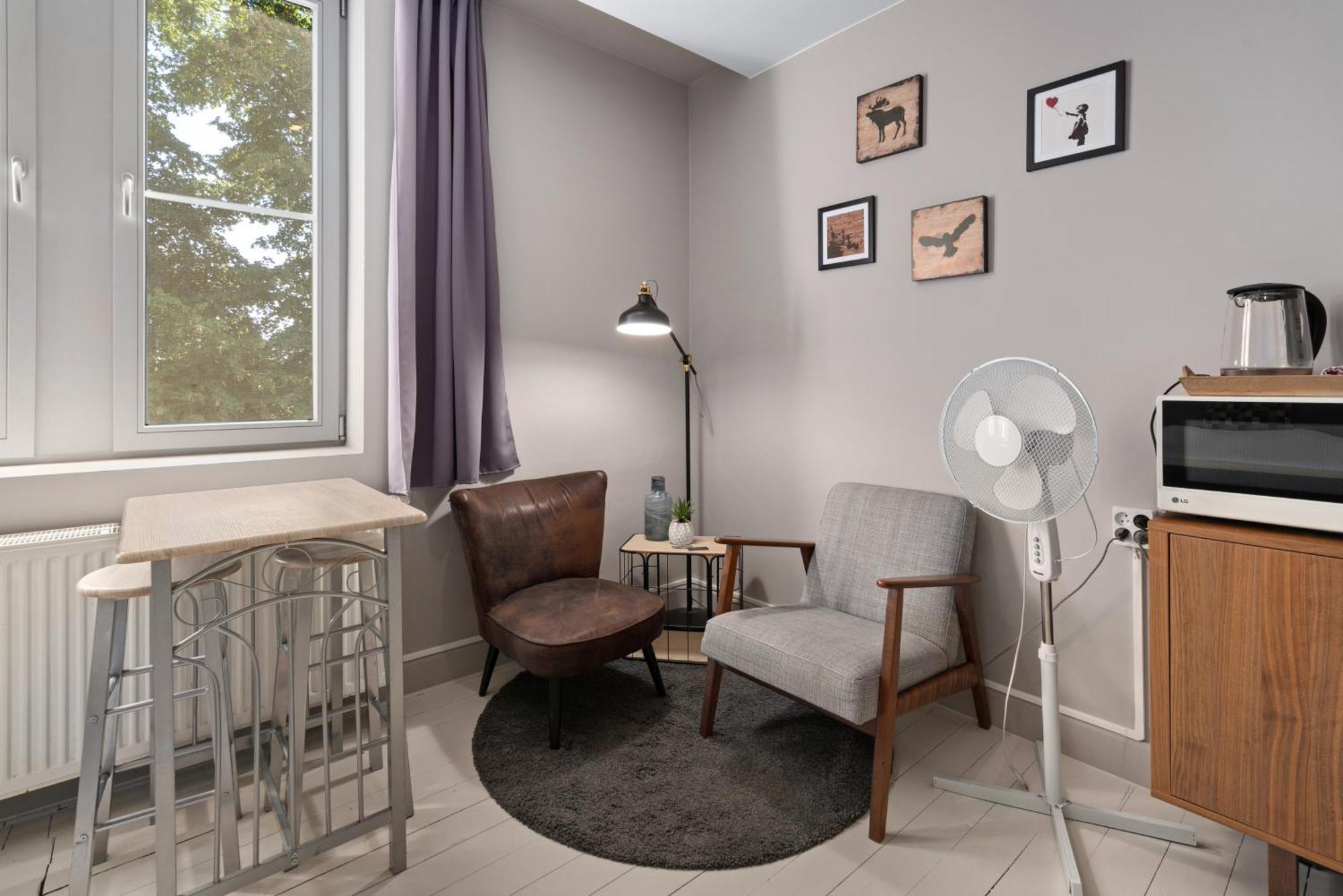 Spacious Guest Suites Near Historic Market - 5 Min Walk ブルージュ エクステリア 写真